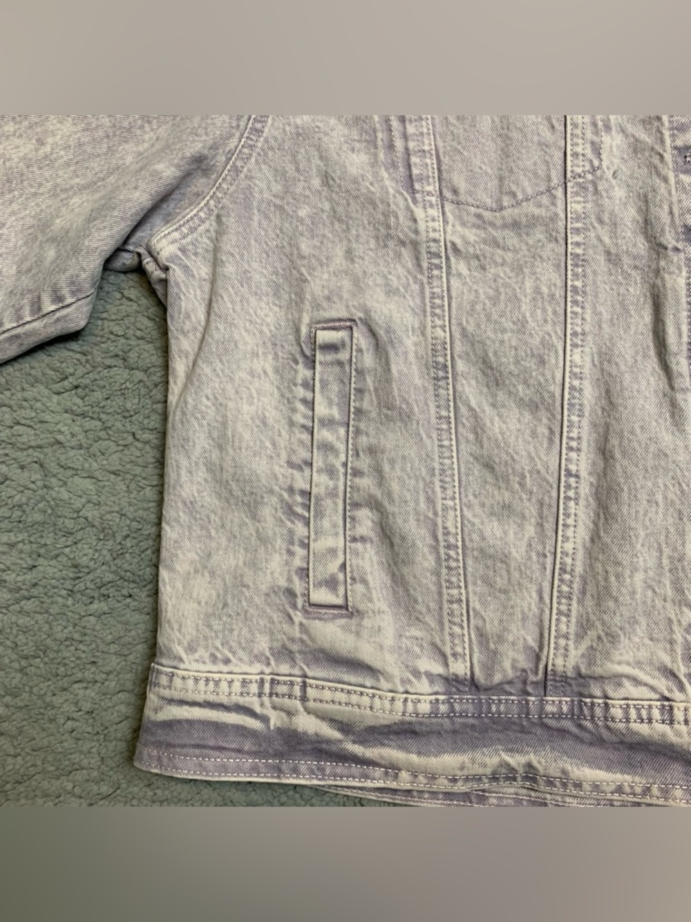 Universal Thread Jean Jacket - Picture 4 of 5